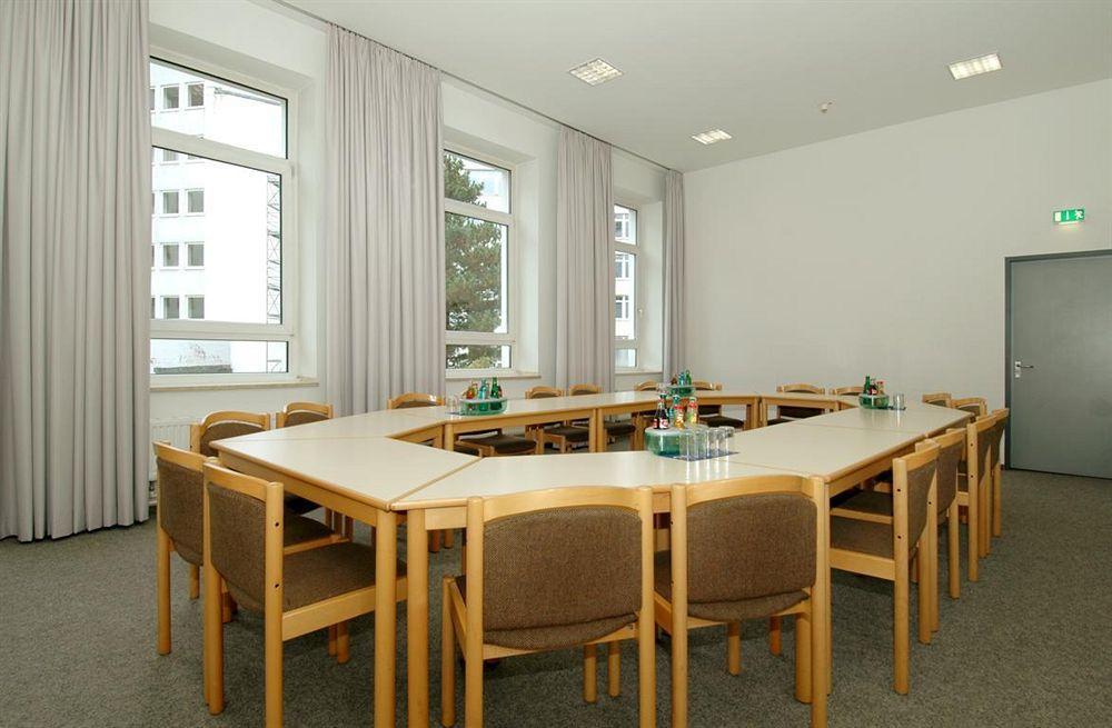 Cvjm Duesseldorf Hotel & Tagung Съоръжения снимка