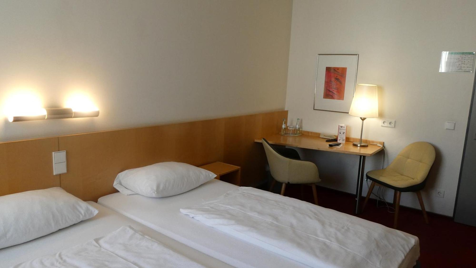 Cvjm Duesseldorf Hotel & Tagung Екстериор снимка