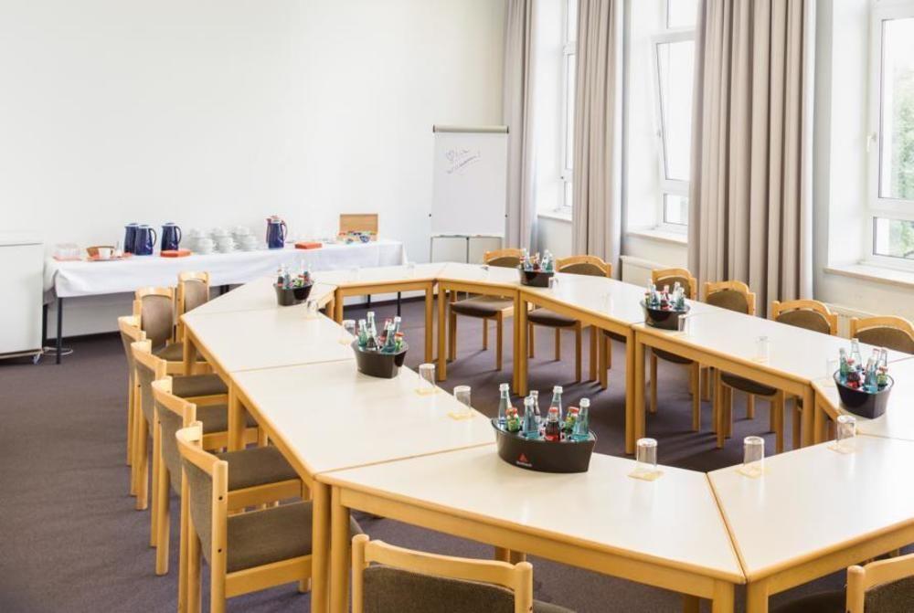 Cvjm Duesseldorf Hotel & Tagung Екстериор снимка